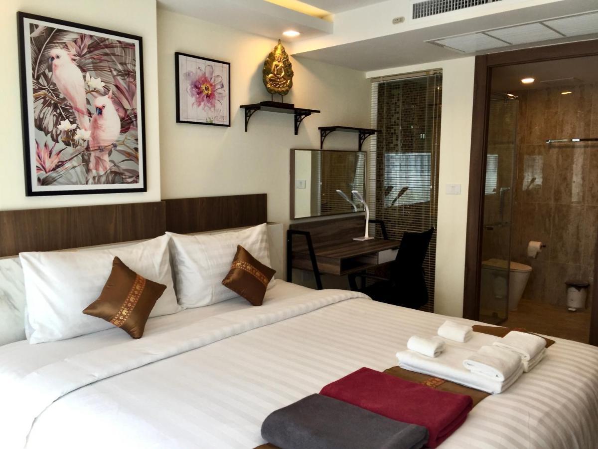 Luxury Business Suits In Grand Avenue By Pattaya City Estates Exterior foto