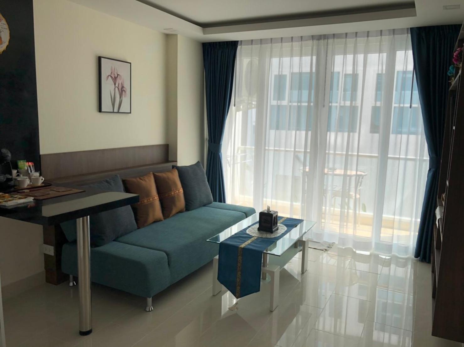 Luxury Business Suits In Grand Avenue By Pattaya City Estates Exterior foto
